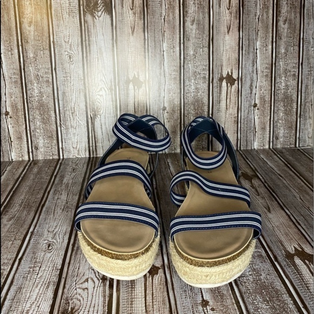 NAVY STRIPED ESPADRILLE FLATFORM